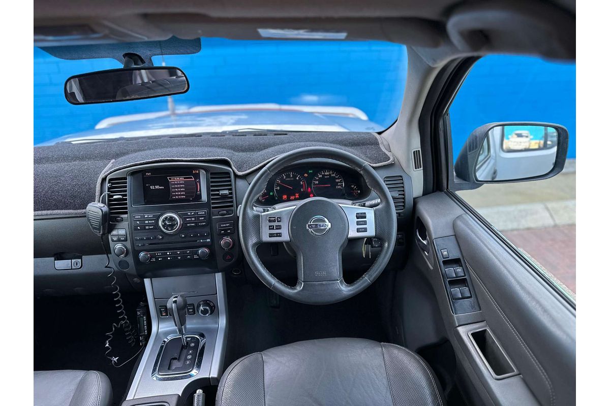 2012 Nissan Navara ST-X D40 Series 6