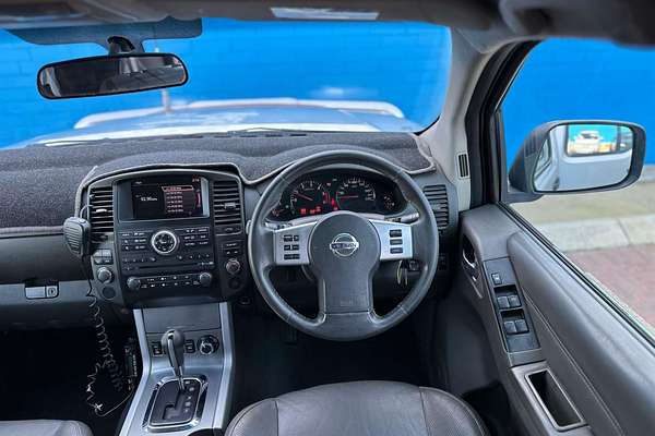 2012 Nissan Navara ST-X D40 Series 6