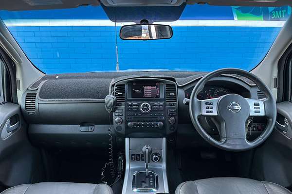 2012 Nissan Navara ST-X D40 Series 6