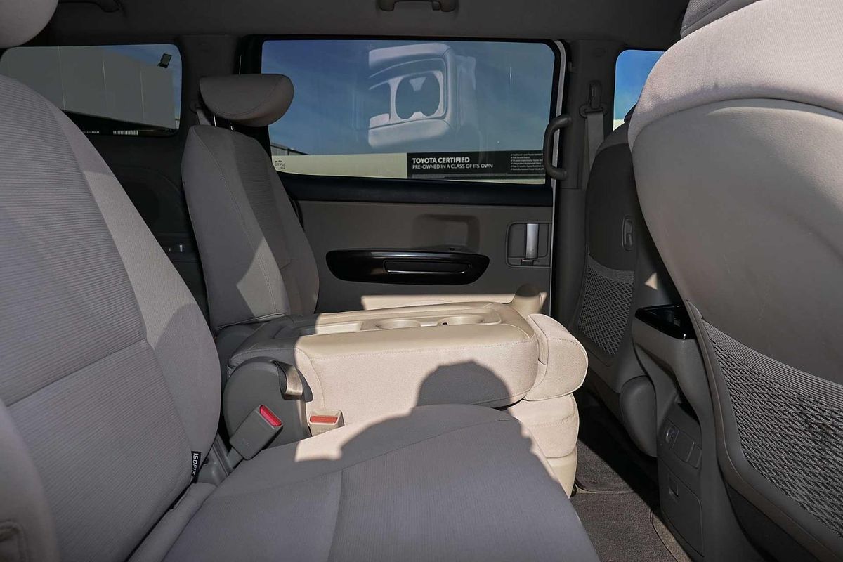 2016 Kia Carnival Si YP