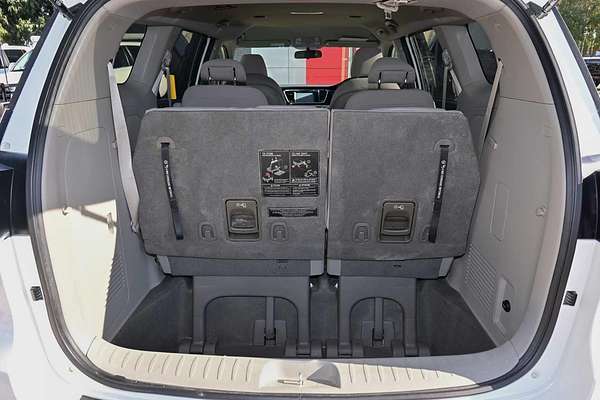 2016 Kia Carnival Si YP
