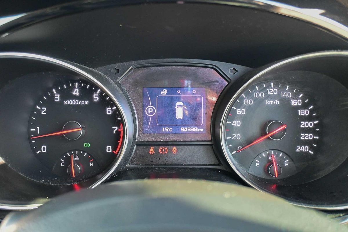 2016 Kia Carnival Si YP