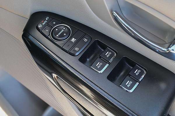 2016 Kia Carnival Si YP