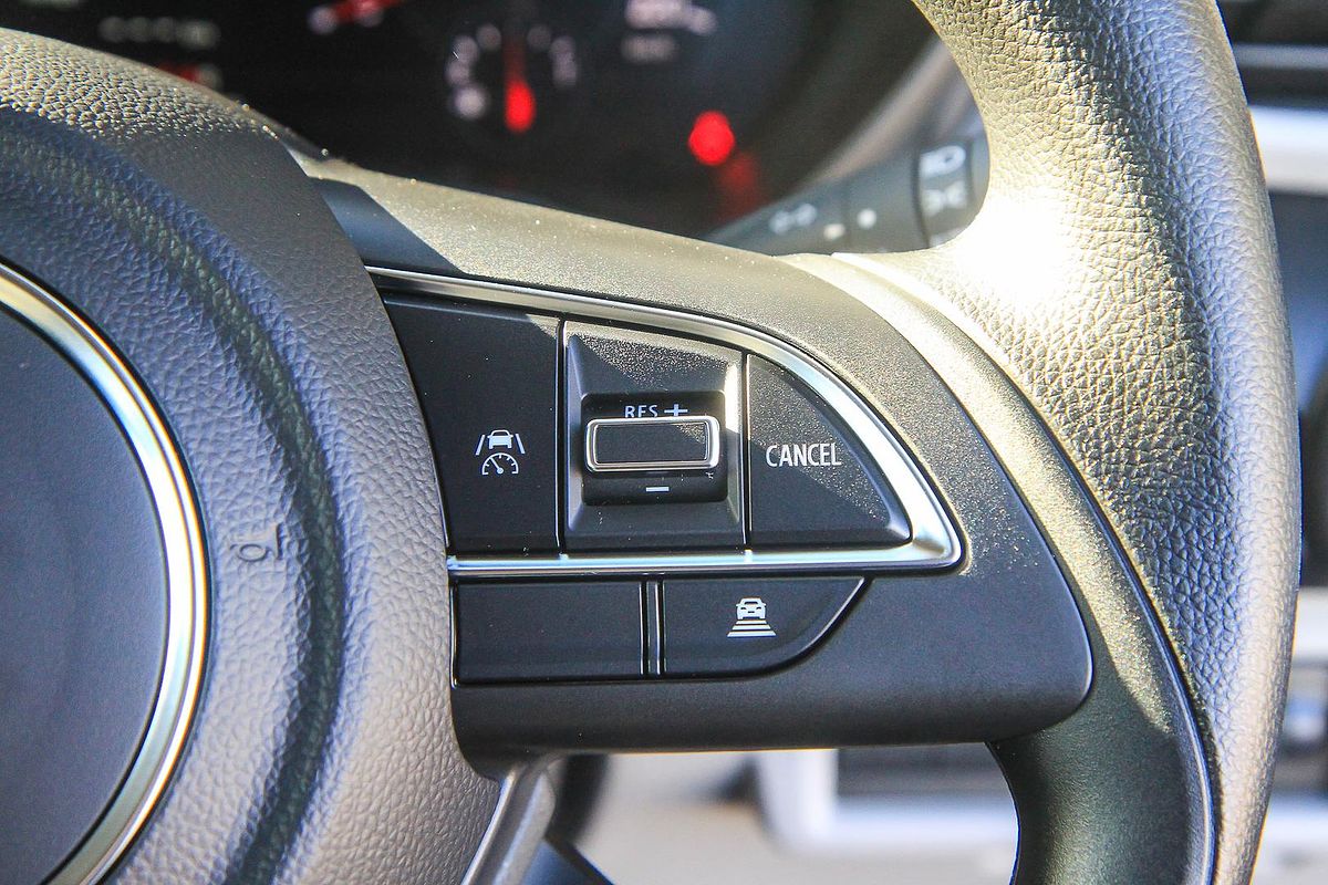 2025 Suzuki Swift Hybrid UZ