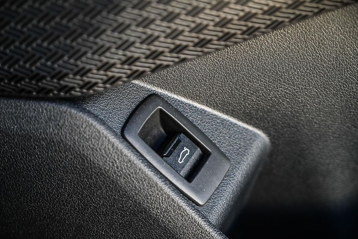 2024 BMW iX1 eDrive20 xLine U11
