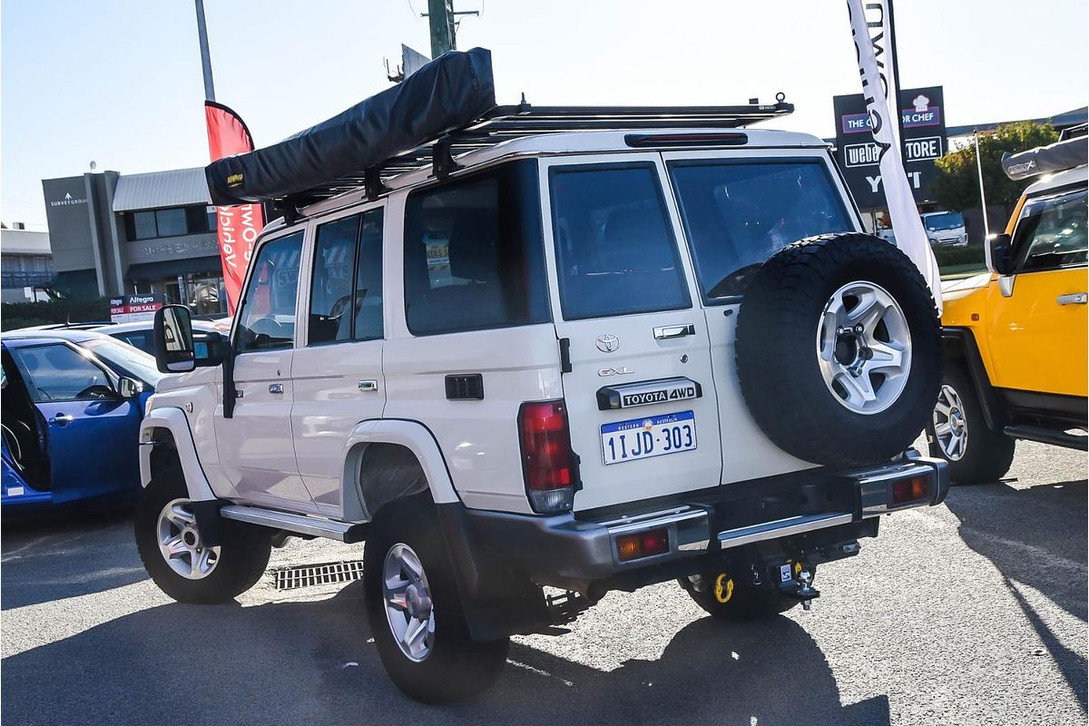 2019 Toyota Landcruiser GXL VDJ76R