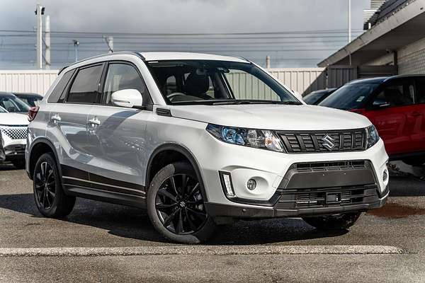 2023 Suzuki Vitara Turbo Shadow LY Series II