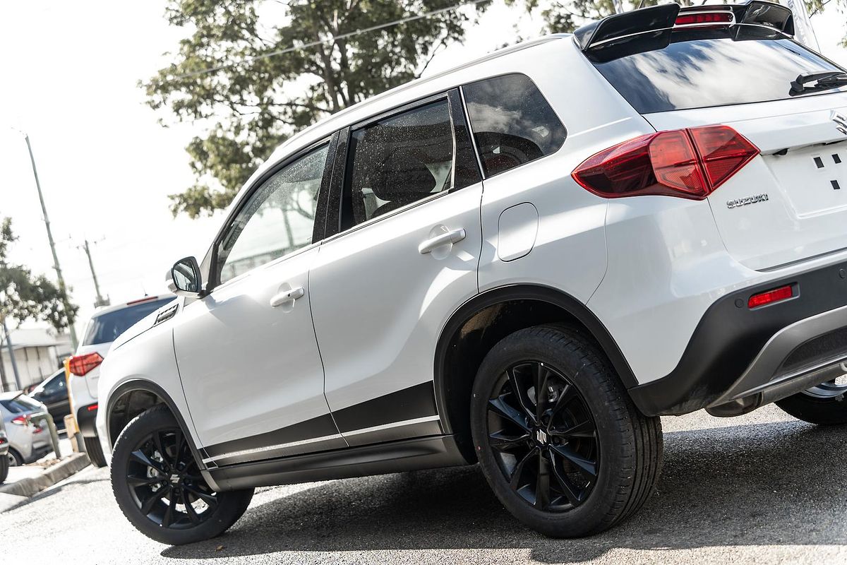 2023 Suzuki Vitara Turbo Shadow LY Series II