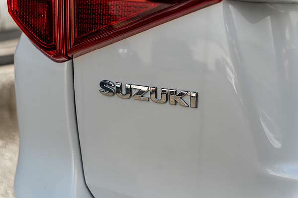2023 Suzuki Vitara Turbo Shadow LY Series II
