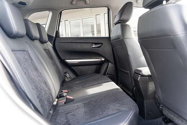 2023 Suzuki Vitara Turbo Shadow LY Series II