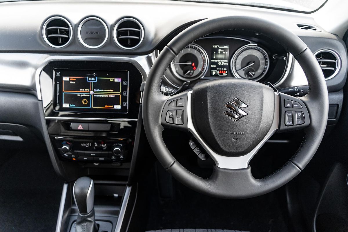 2023 Suzuki Vitara Turbo Shadow LY Series II
