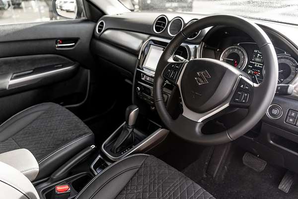 2023 Suzuki Vitara Turbo Shadow LY Series II