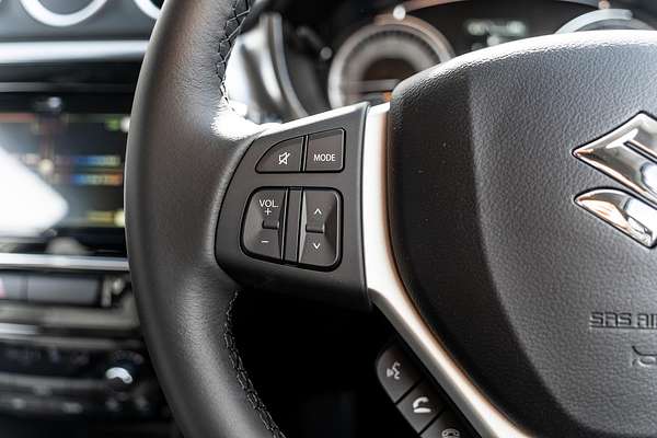 2023 Suzuki Vitara Turbo Shadow LY Series II