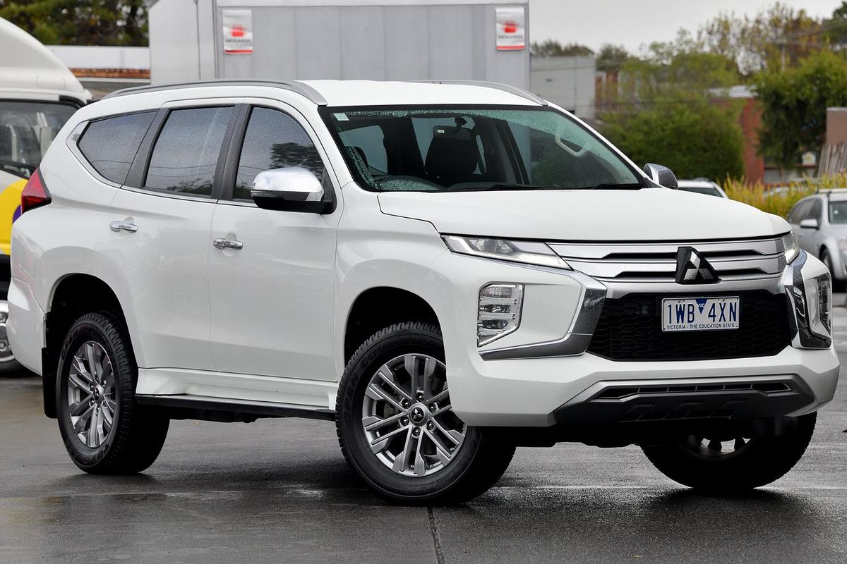 2022 Mitsubishi Pajero Sport GLX QF