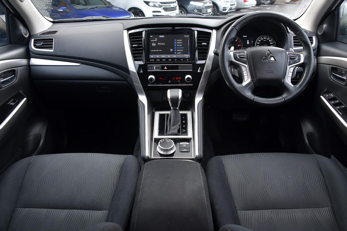 2022 Mitsubishi Pajero Sport GLX QF