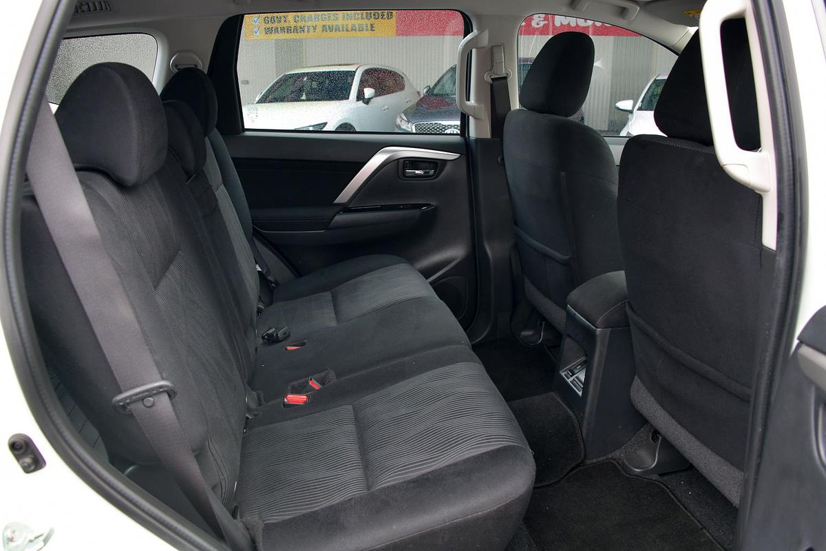2022 Mitsubishi Pajero Sport GLX QF