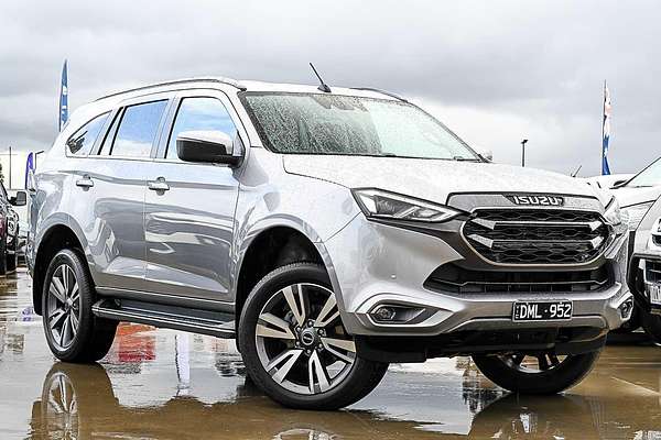 2023 Isuzu MU-X LS-T