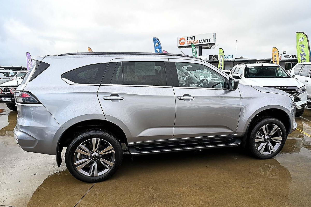 2023 Isuzu MU-X LS-T