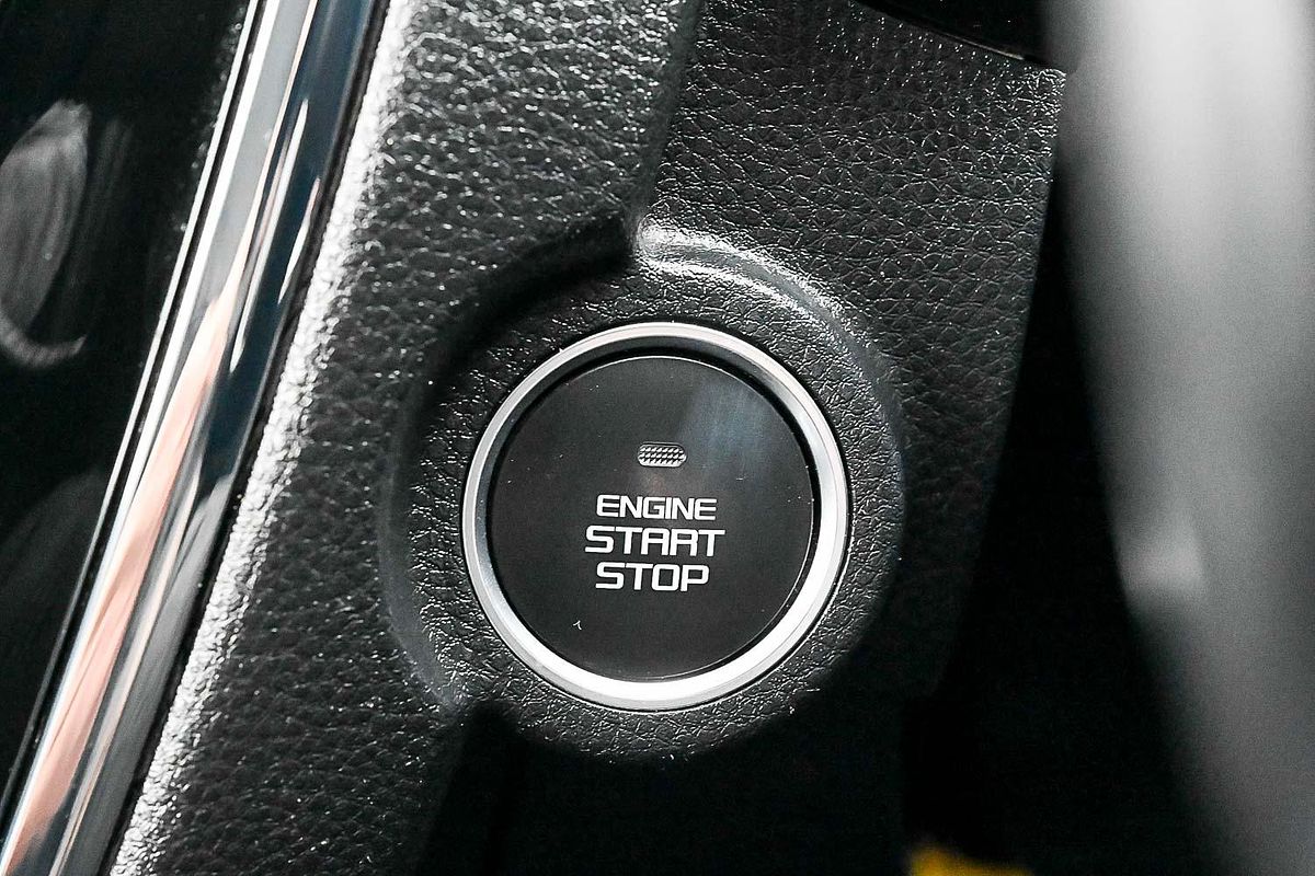 2023 Isuzu MU-X LS-T