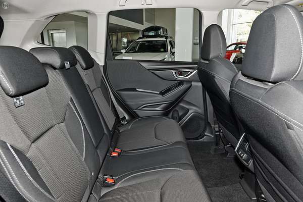 2020 Subaru Forester 2.5i S5