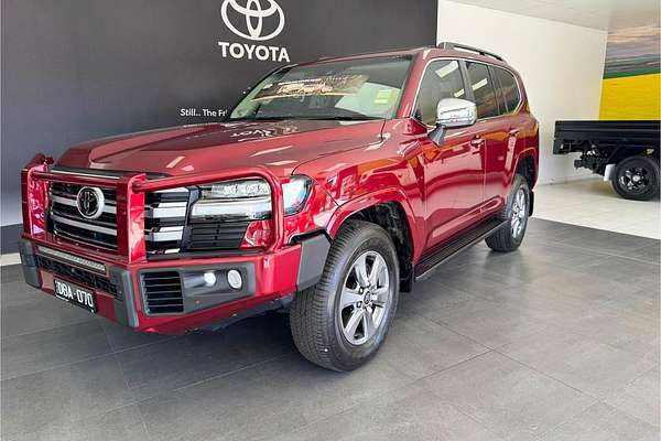 2024 Toyota Landcruiser Sahara FJA300R