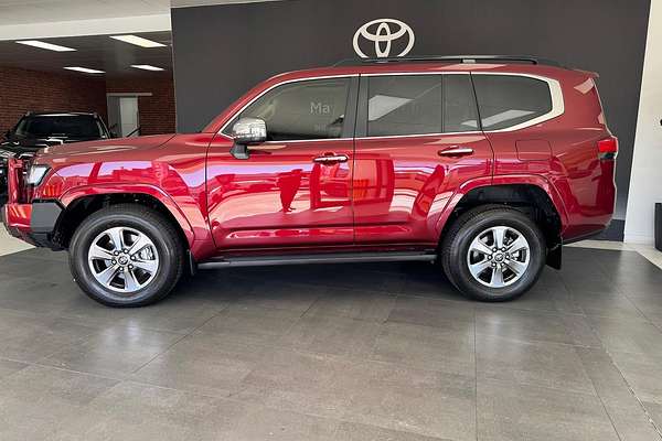 2024 Toyota Landcruiser Sahara FJA300R