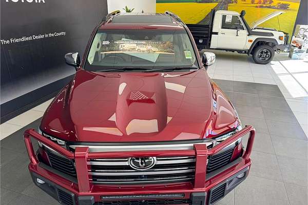 2024 Toyota Landcruiser Sahara FJA300R