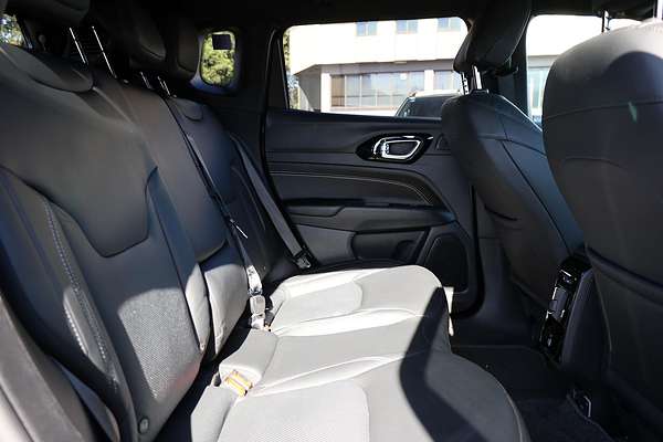 2021 Jeep Compass S-Limited M6