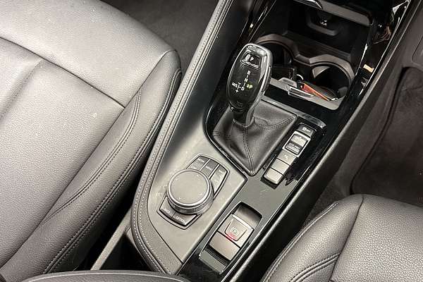 2019 BMW X1 sDrive18i F48