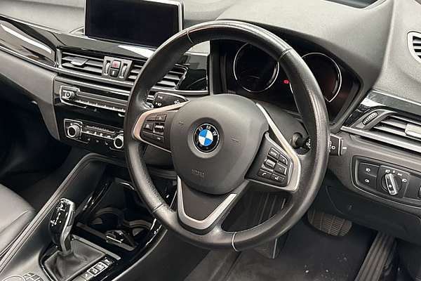 2019 BMW X1 sDrive18i F48
