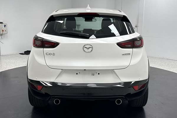 2022 Mazda CX-3 sTouring DK