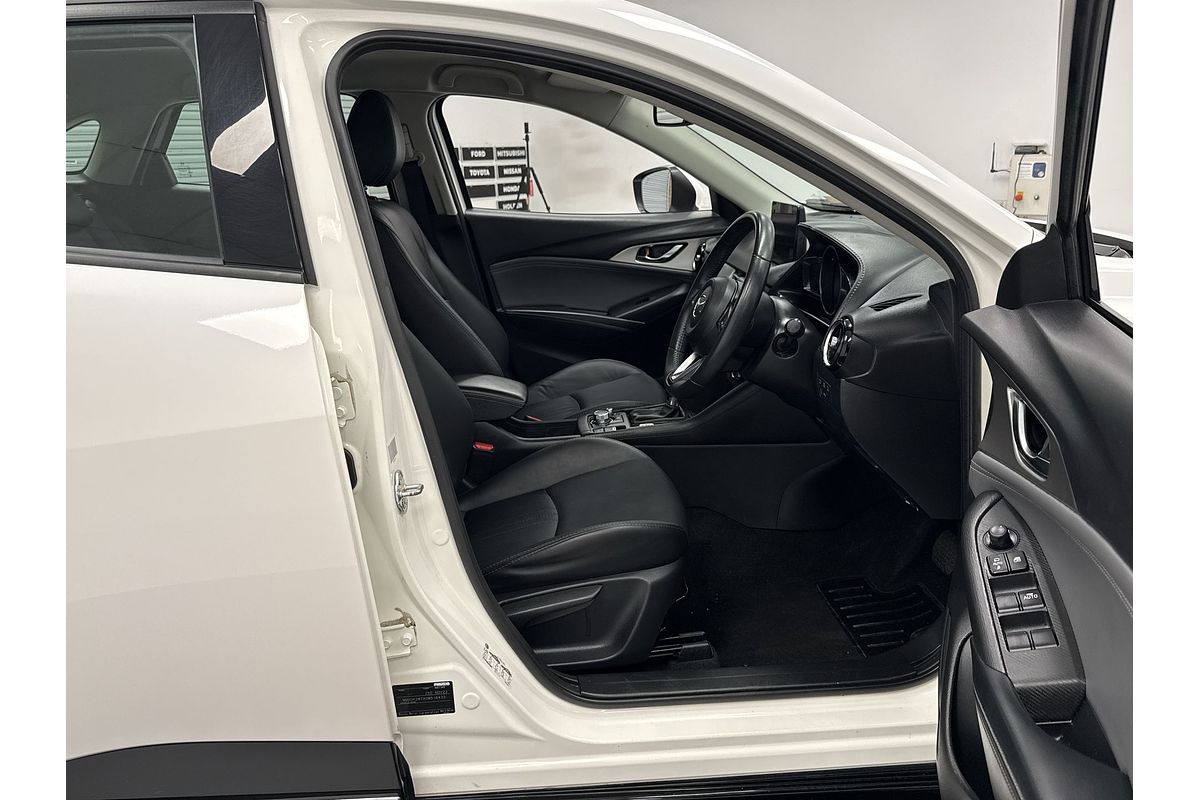 2022 Mazda CX-3 sTouring DK