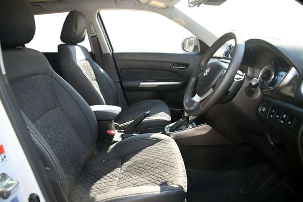 2023 Suzuki Vitara Turbo LY Series II