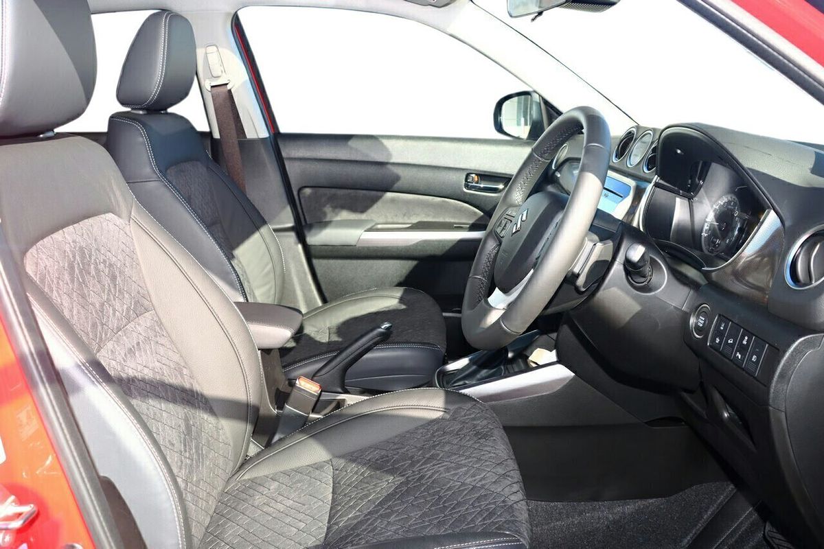 2023 Suzuki Vitara Turbo LY Series II