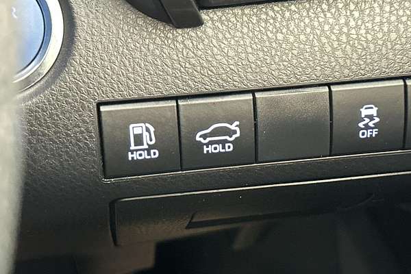2022 Toyota Camry Ascent AXVH70R
