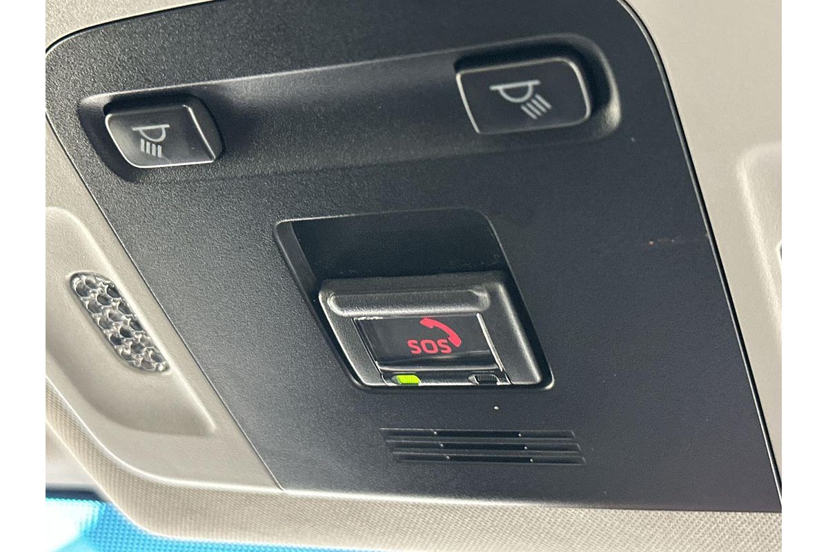 2022 Toyota Camry Ascent AXVH70R
