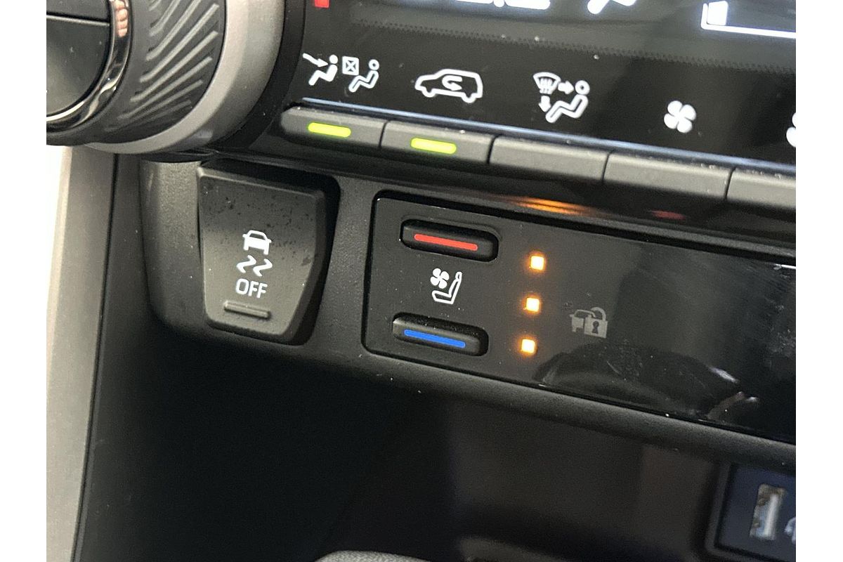 2023 Toyota RAV4 Cruiser AXAH54R