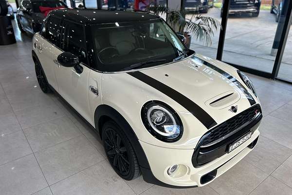 2020 MINI Hatch Cooper S F55 LCI