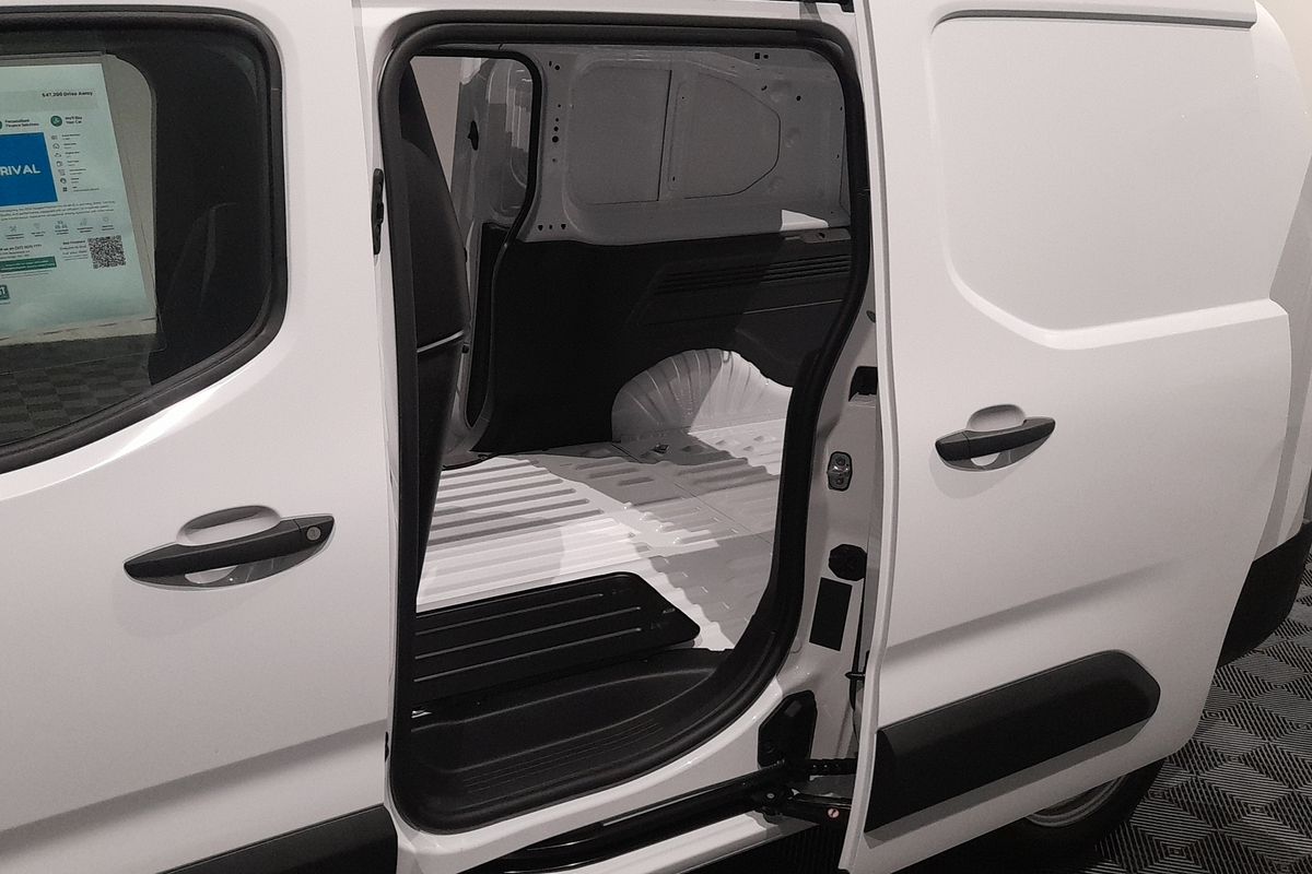 2024 Peugeot Partner Pro K9 LWB