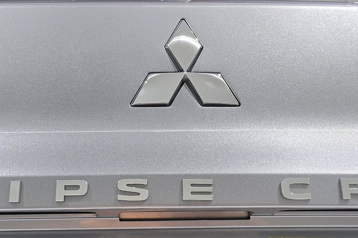 2023 Mitsubishi Eclipse Cross LS Black Edition YB
