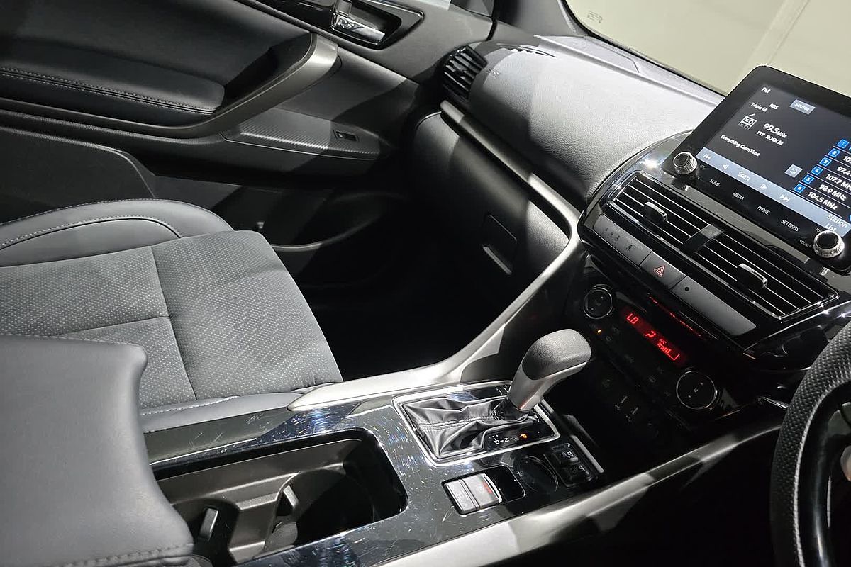 2023 Mitsubishi Eclipse Cross LS Black Edition YB
