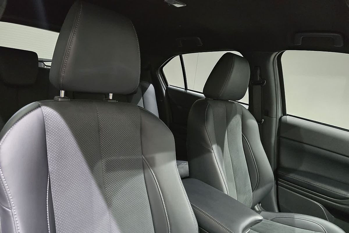2023 Mitsubishi Eclipse Cross LS Black Edition YB