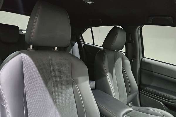 2023 Mitsubishi Eclipse Cross LS Black Edition YB