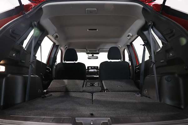 2023 Mitsubishi Outlander ES ZM