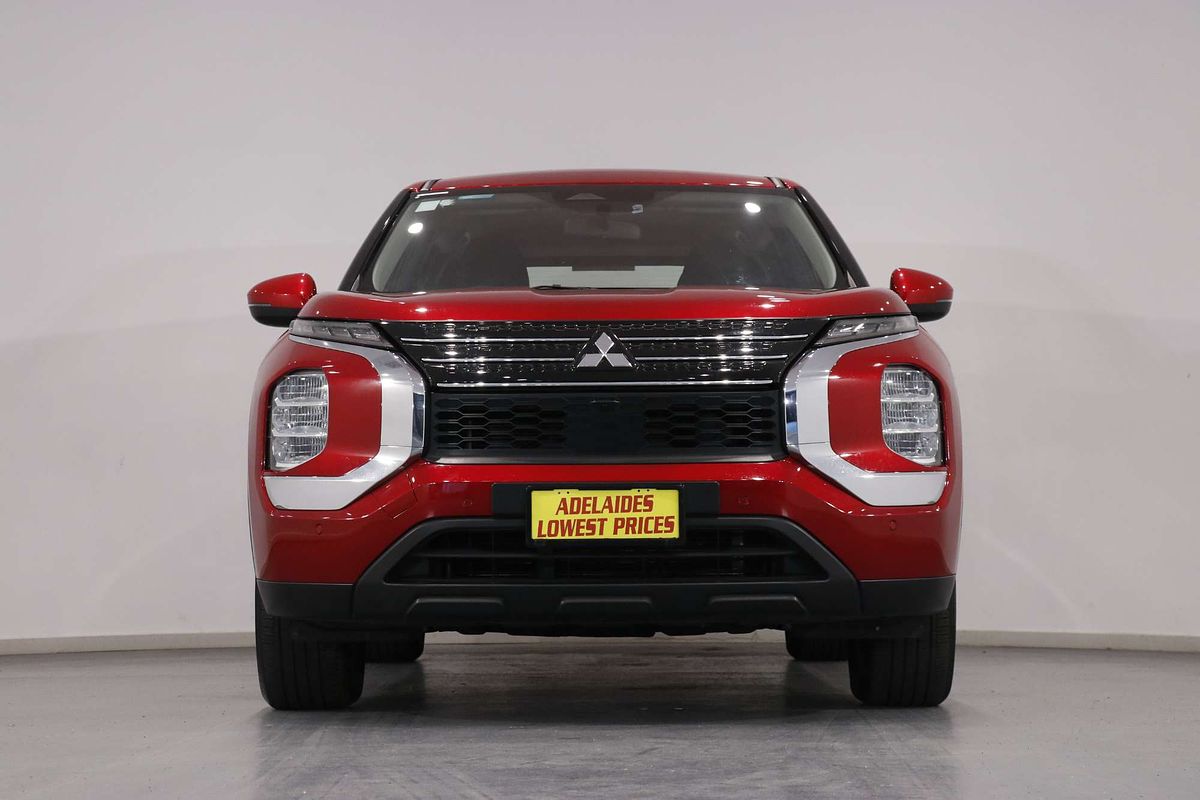 2023 Mitsubishi Outlander ES ZM