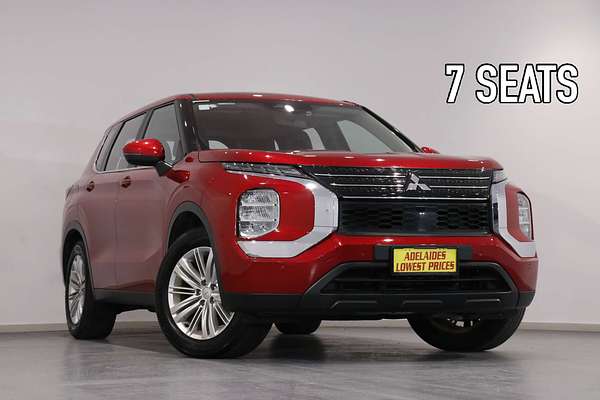 2023 Mitsubishi Outlander ES ZM