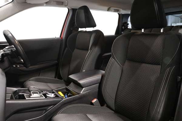 2023 Mitsubishi Outlander ES ZM
