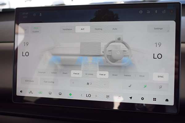 2024 Leapmotor C10 Design B11