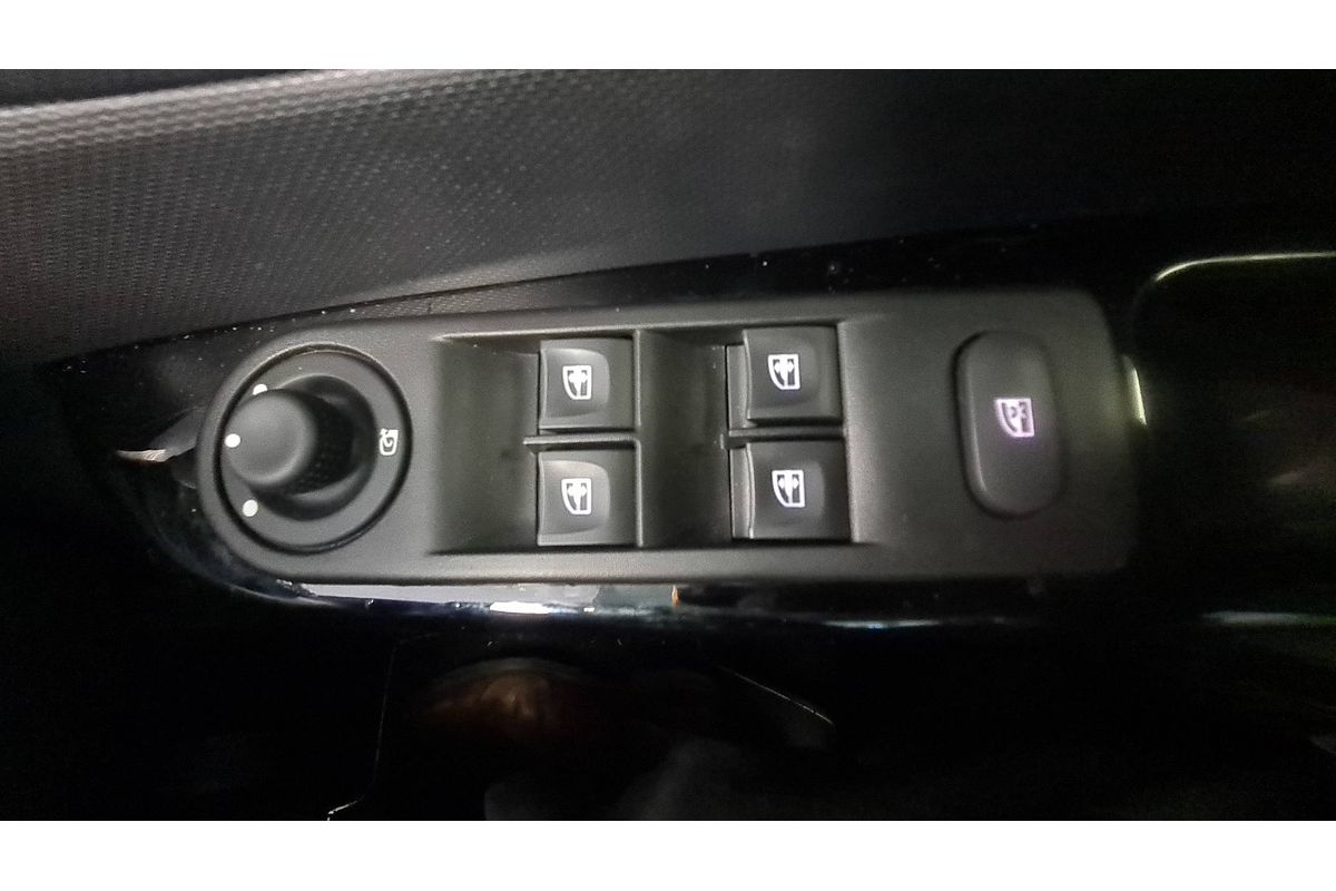 2015 Renault Captur Dynamique J87
