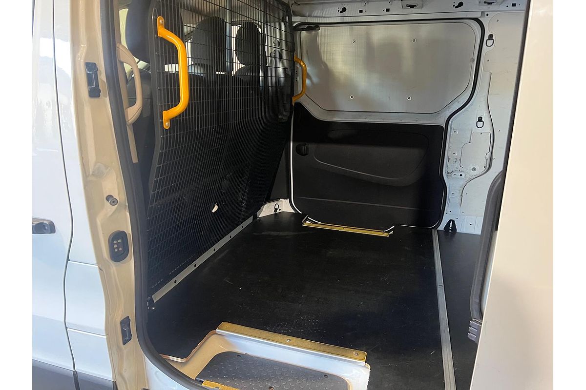 2020 Mitsubishi Express GLX SN LWB